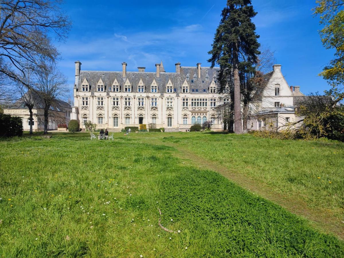 Appartement Chateau Des Montees Orleans Exterior photo